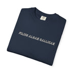 Men's "Filius albae gallinae" - "A child of the white hen" T-Shirt