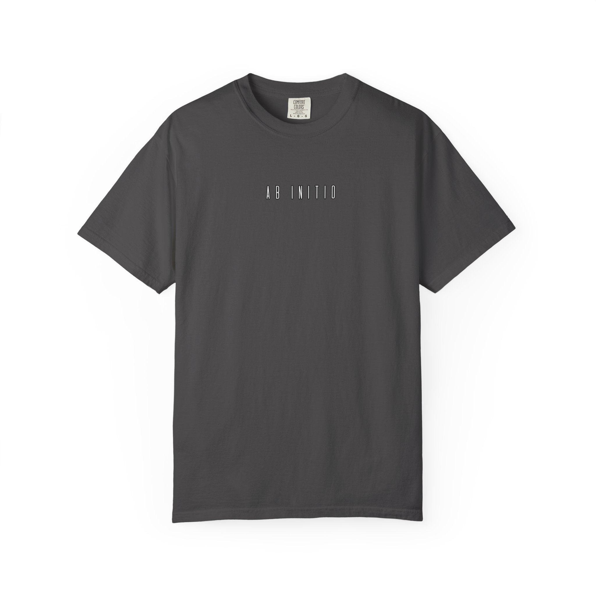 Men's "Ab initio deficit, ab initio vincit" -“From the beginning it fails, from the beginning it triumphs.” T-shirt
