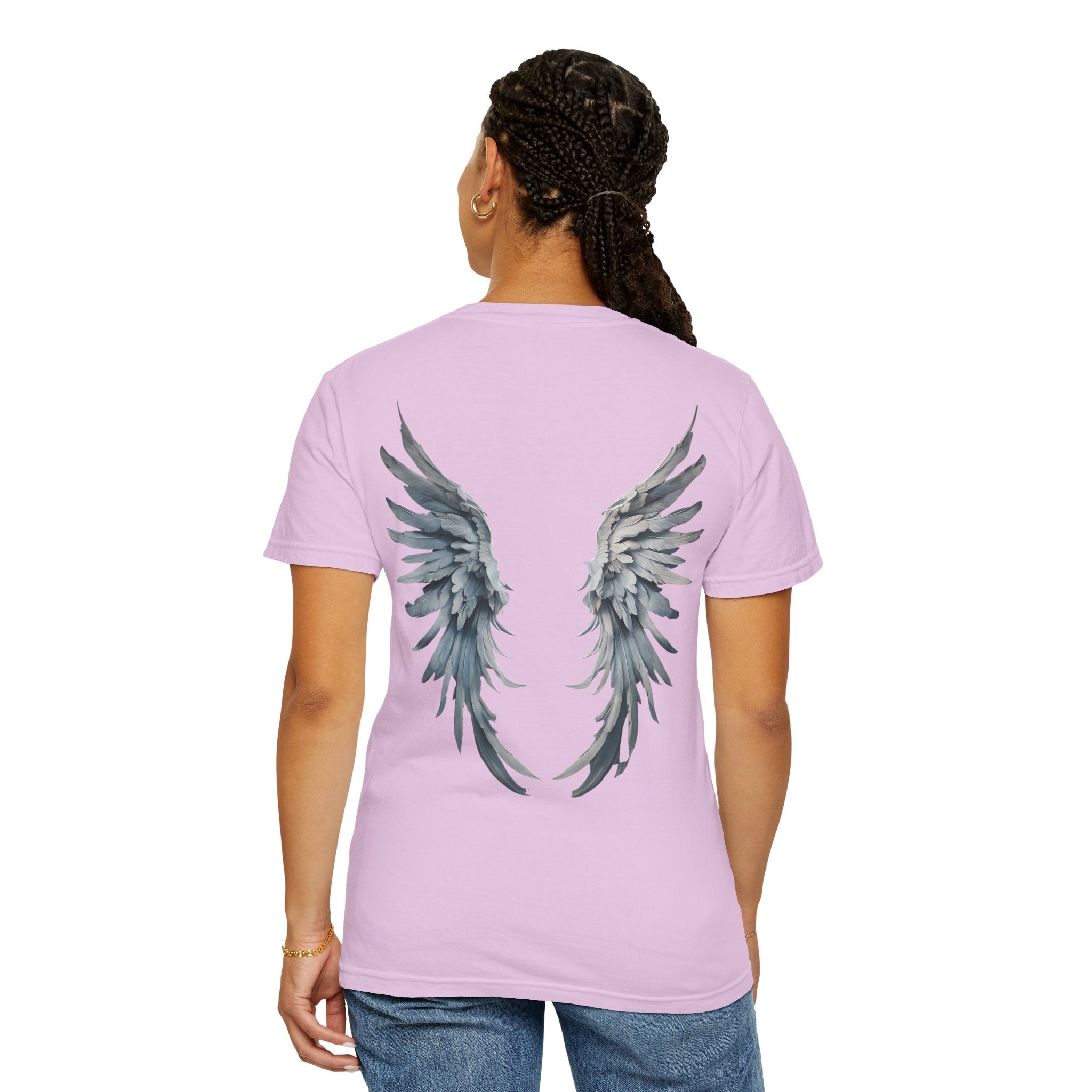 Women's "Alis grave nil" - "Nothing is heavy to those who have wings" T-Shirt