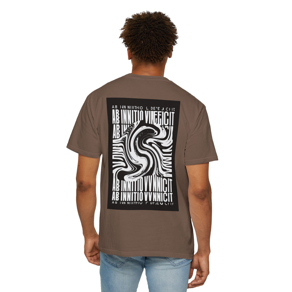 Men's "Ab initio deficit, ab initio vincit" -“From the beginning it fails, from the beginning it triumphs.”  T-shirt