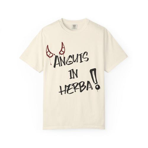 Men “Anguis in herba” – “A snake in the grass” (hidden danger) T-Shirt