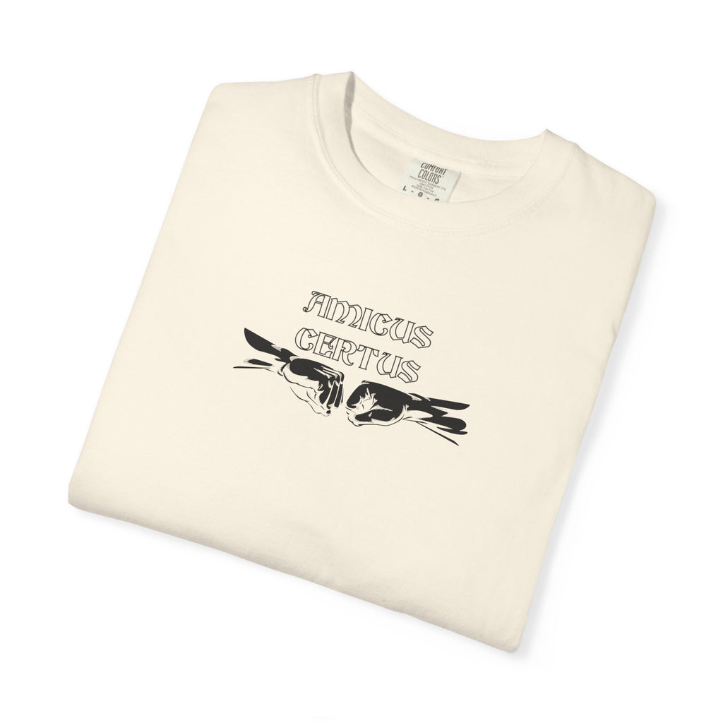 Men's "Amicus certus in re incerta cernitur - "A true friend is known in time of need"  T-Shirt