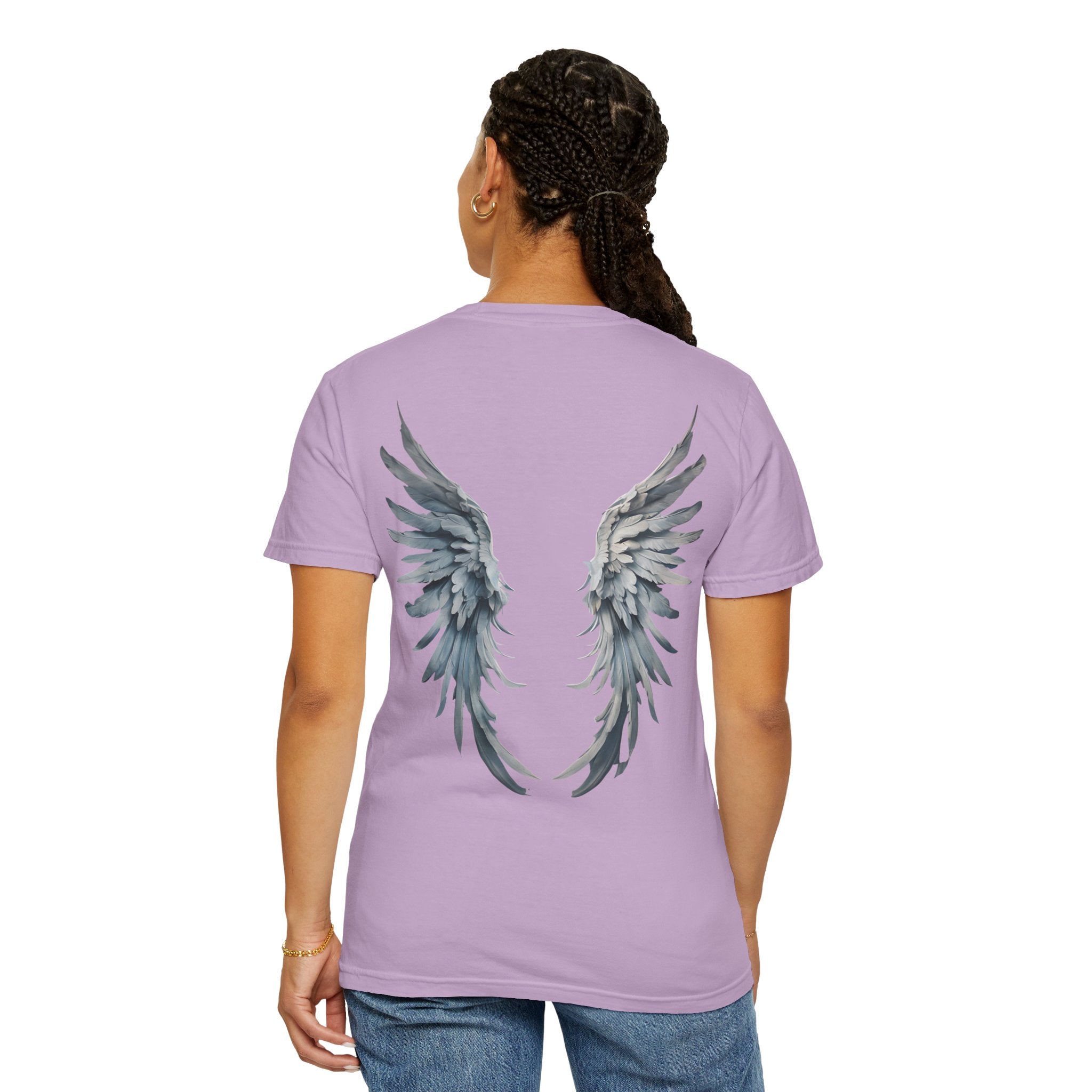 Women's "Alis grave nil" - "Nothing is heavy to those who have wings" T-Shirt
