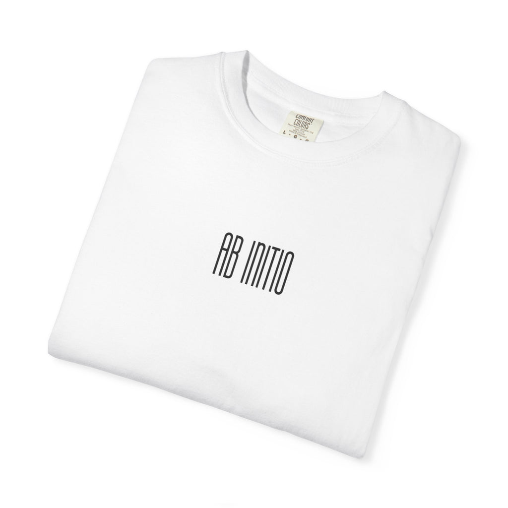 Men's "Ab initio deficit, ab initio vincit" -“From the beginning it fails, from the beginning it triumphs.”  T-shirt